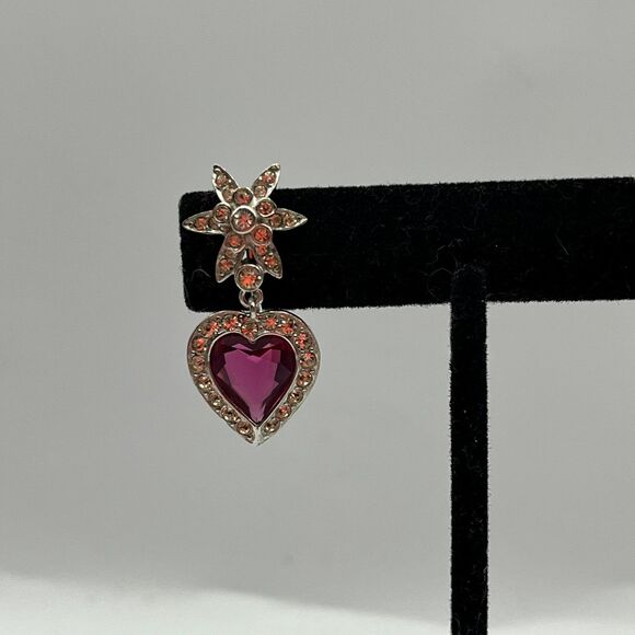 Vintage Dazzling Silver tone Kramer and Pink screw back Heart Earrings - Picture 7 of 11